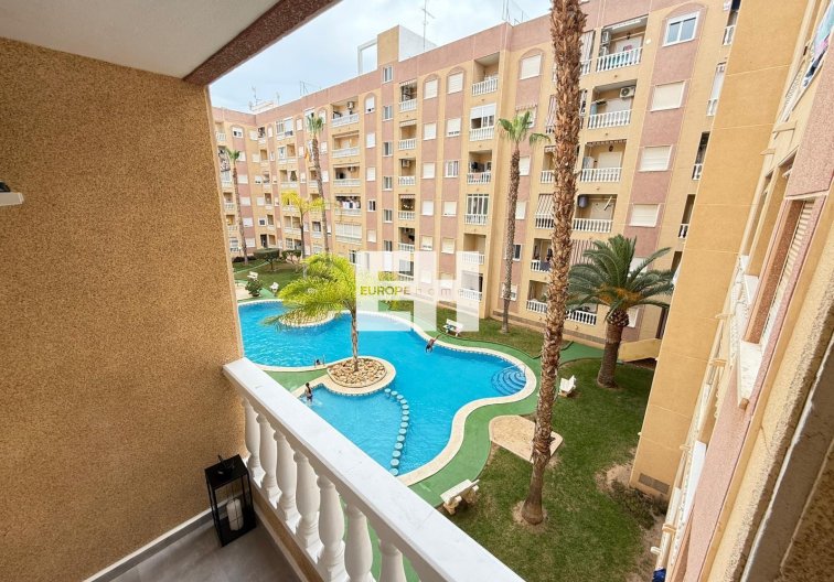 Resale - Apartment - Torrevieja - Parque De Las Naciones