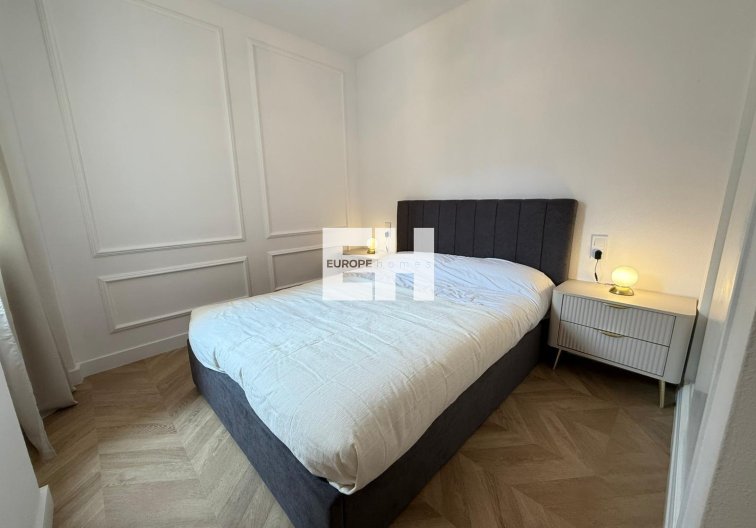 Resale - Apartment - Torrevieja - Parque De Las Naciones
