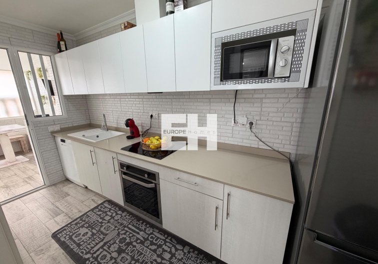 Wiederverkauf - town house - Orihuela Costa - La Zenia