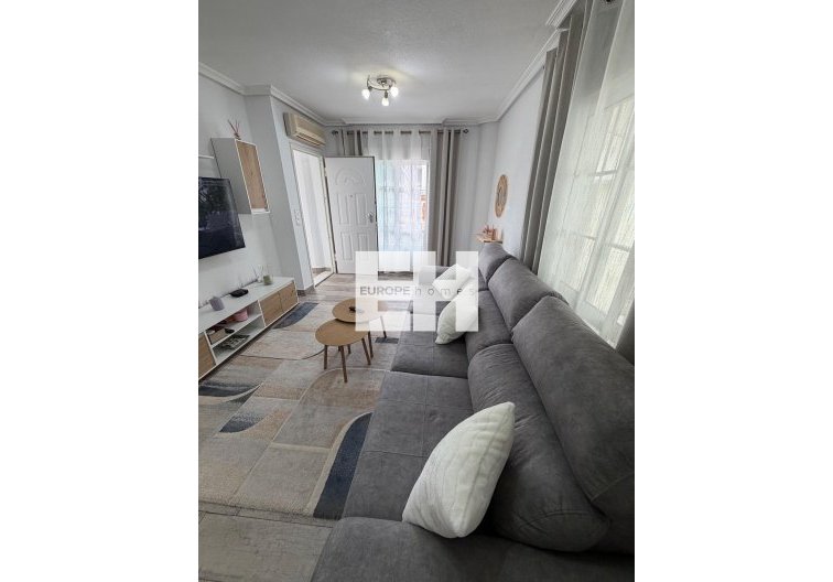 Wiederverkauf - town house - Orihuela Costa - La Zenia