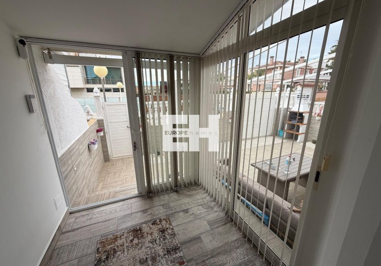 Wiederverkauf - town house - Orihuela Costa - La Zenia