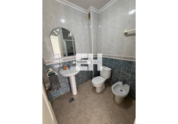 Wiederverkauf - town house - Orihuela Costa - La Zenia