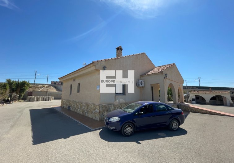Revente - villa - Crevillent - Inland