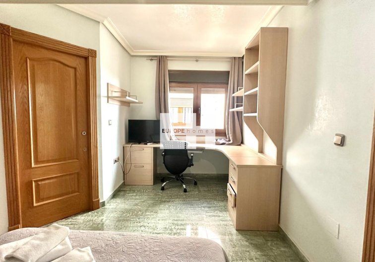 Resale - Penthouse - Torrevieja