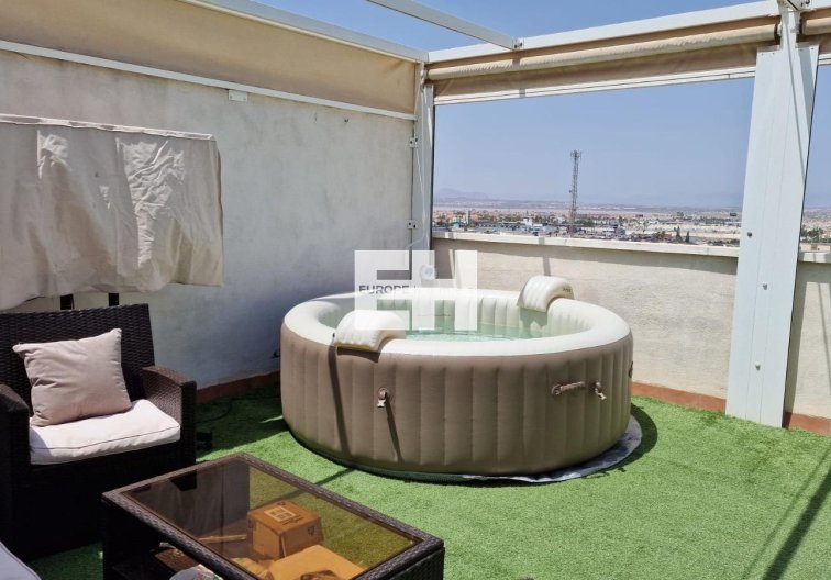 Resale - Penthouse - Torrevieja
