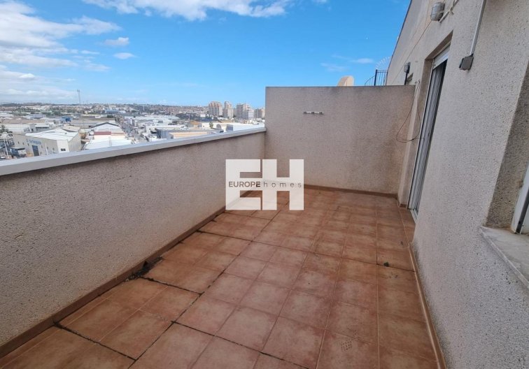 Resale - Penthouse - Torrevieja