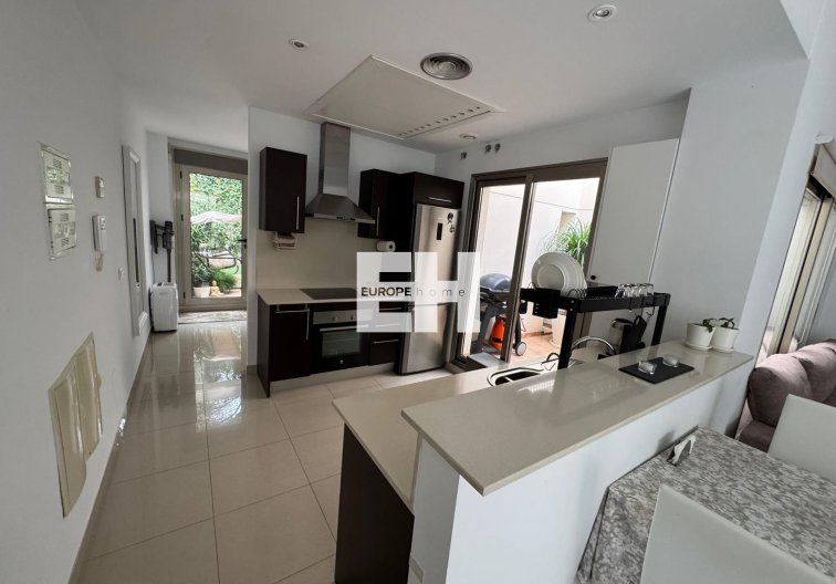 Herverkoop - town house - Torrevieja - Punta Prima