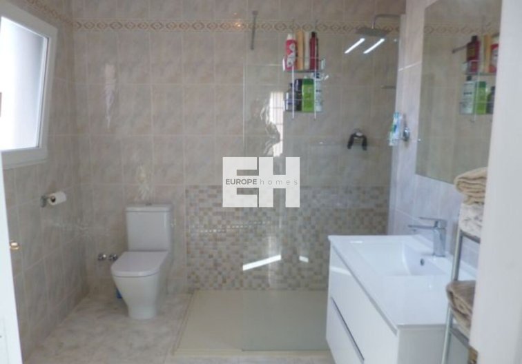 Revente - villa - Playa Flamenca - Costa Blanca