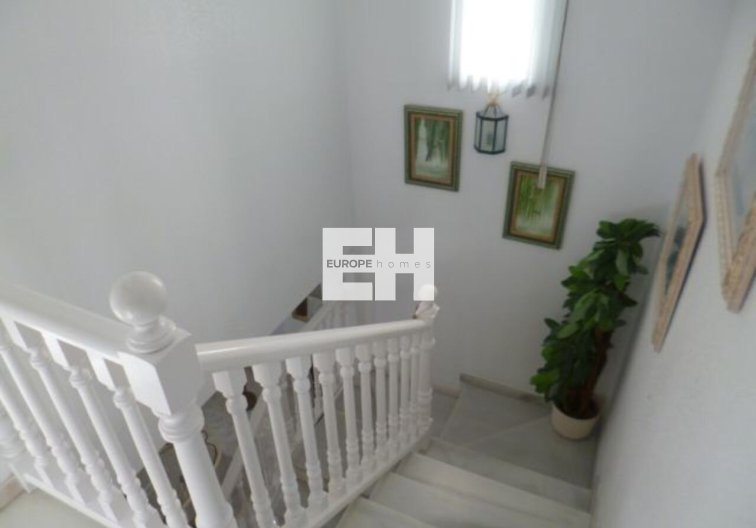 Revente - villa - Playa Flamenca - Costa Blanca