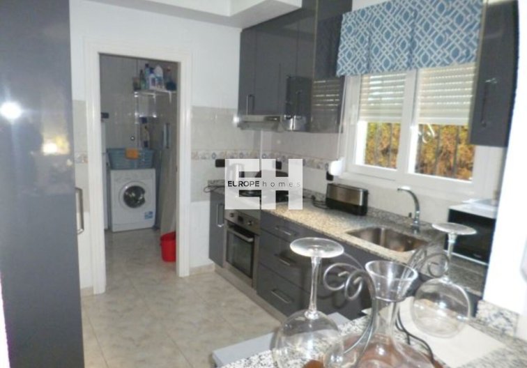 Revente - villa - Playa Flamenca - Costa Blanca