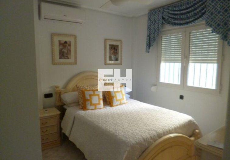 Revente - villa - Playa Flamenca - Costa Blanca