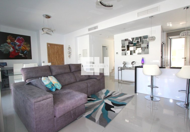 Revente - villa - Villamartin - El Galan
