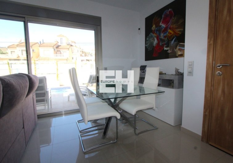 Revente - villa - Villamartin - El Galan