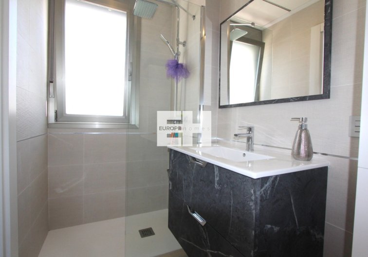 Revente - villa - Villamartin - El Galan