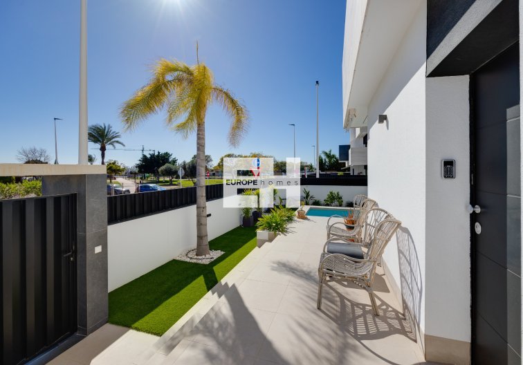 Wiederverkauf - Bungalow - Pilar de la Horadada - Costa Blanca