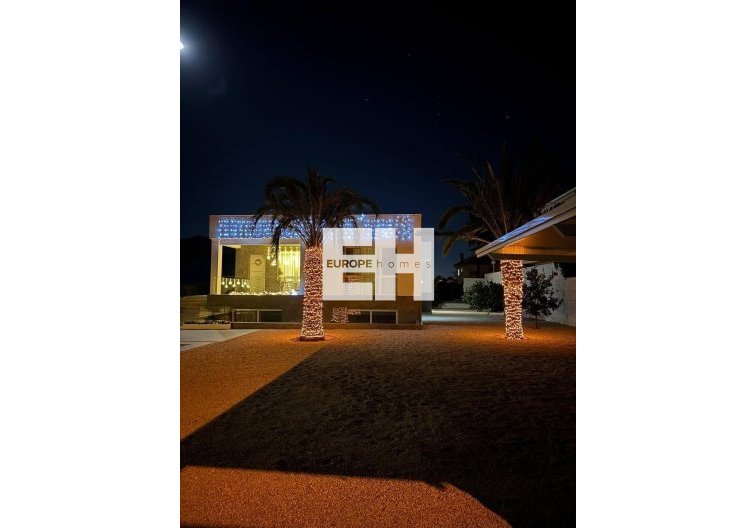 Revente - villa - Orihuela - Urb. Montepinar