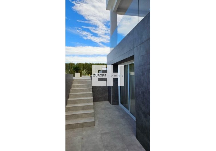 Revente - villa - Orihuela - Urb. Montepinar
