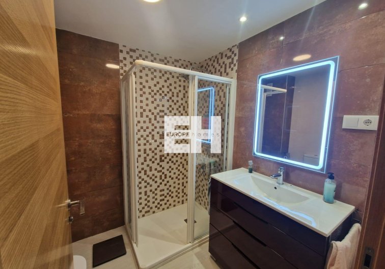 Wiederverkauf - Wohnung - Torrevieja - Playa del Cura
