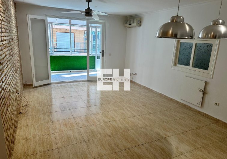 Segunda mano - Apartamento  - Torrevieja - El Acequión - Los Náufragos