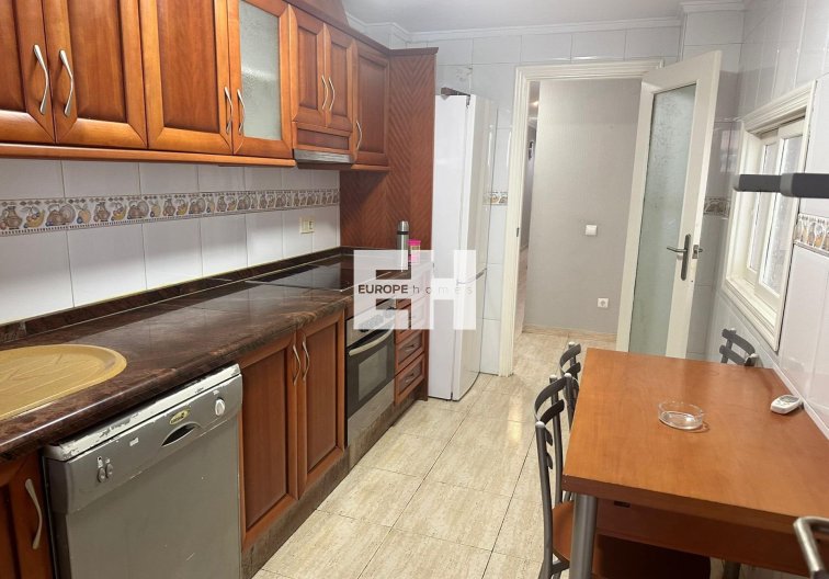 Segunda mano - Apartamento  - Torrevieja - El Acequión - Los Náufragos