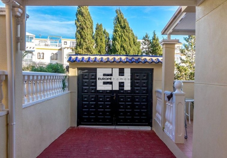 Revente - villa - Orihuela Costa - Costa Blanca