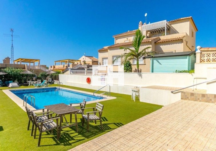 Revente - villa - Orihuela Costa - Costa Blanca