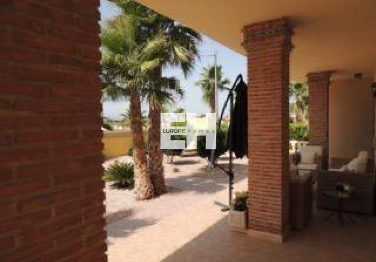 Revente - villa - Catral
