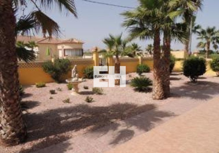 Revente - villa - Catral