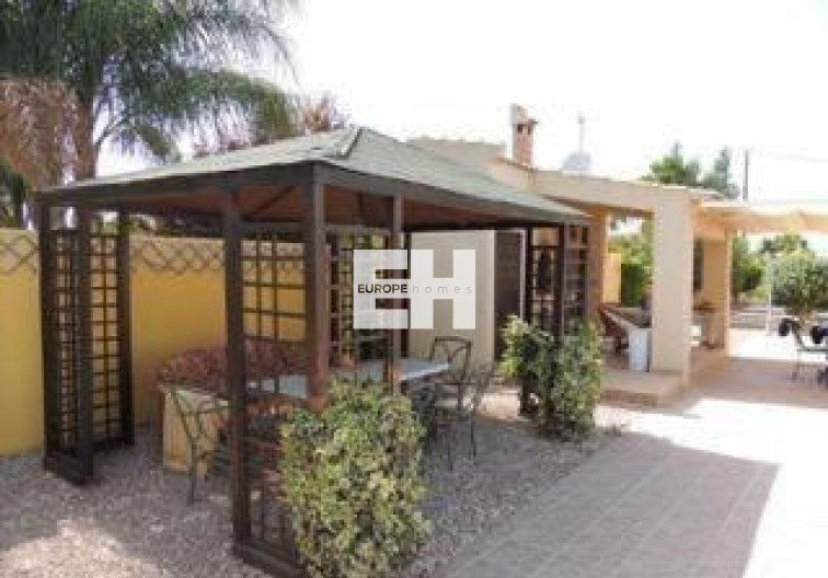 Revente - villa - Catral
