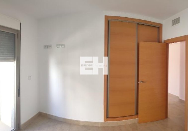 Resale - Apartment - Torrevieja - Estacion De Autobuses