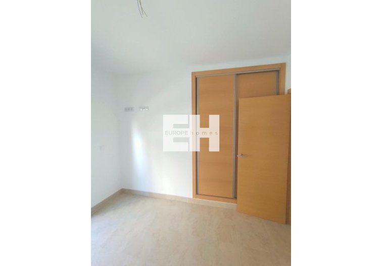 Resale - Apartment - Torrevieja - Estacion De Autobuses