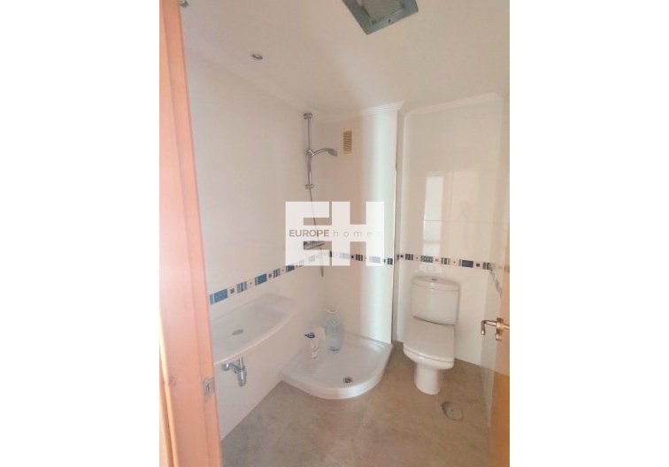 Resale - Apartment - Torrevieja - Estacion De Autobuses