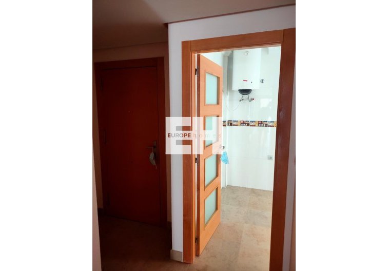 Resale - Apartment - Torrevieja - Estacion De Autobuses