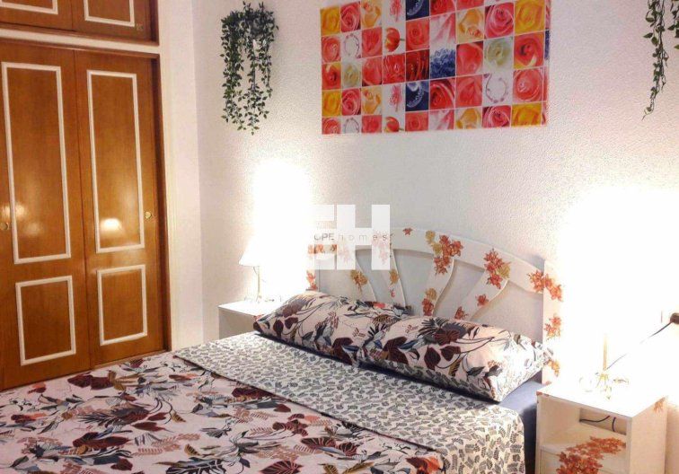 Segunda mano - Apartamento  - Torrevieja - Centro