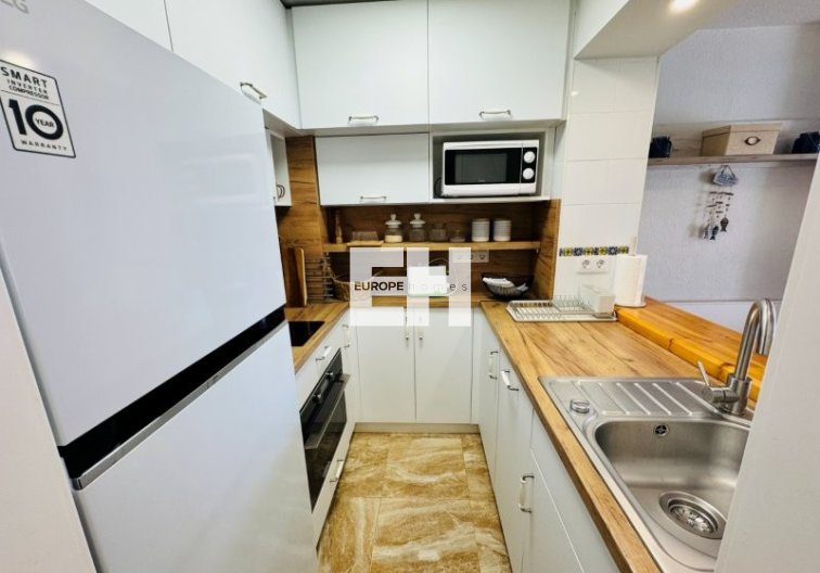 Wiederverkauf - Wohnung - La Mata - Costa Blanca