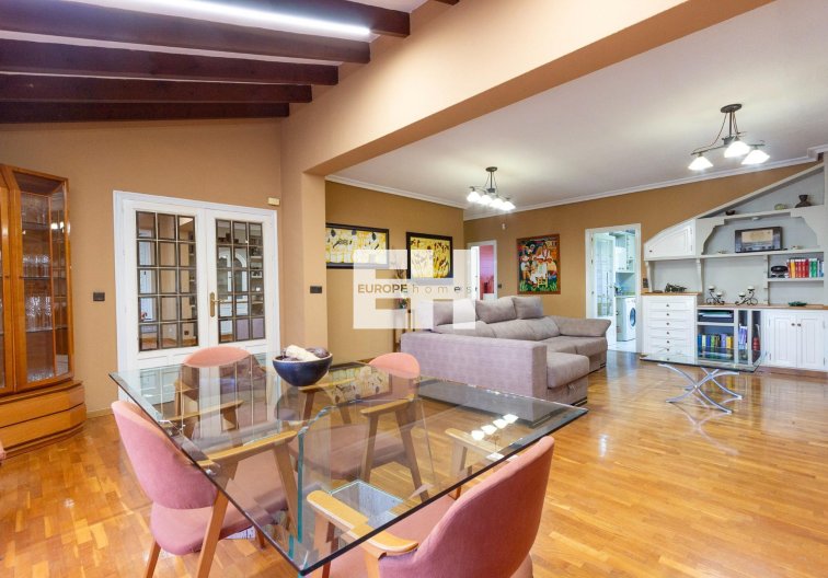 Resale - villa - Torrevieja - Los Balcones 