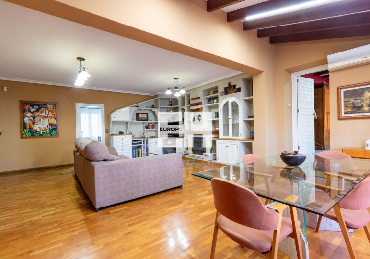 Resale - villa - Torrevieja - Los Balcones 