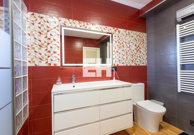 Resale - villa - Torrevieja - Los Balcones 