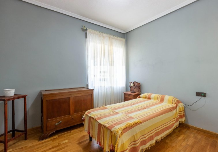 Resale - villa - Torrevieja - Los Balcones 