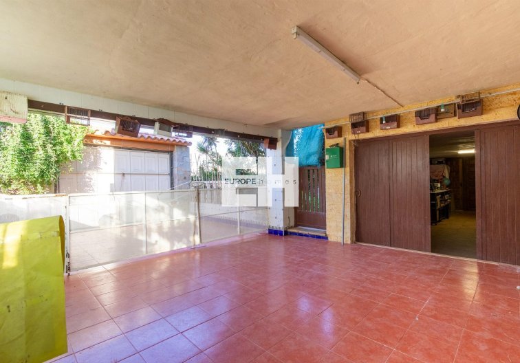 Resale - villa - Torrevieja - Los Balcones 