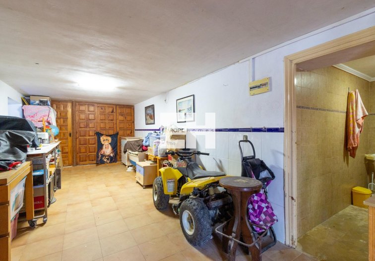 Resale - villa - Torrevieja - Los Balcones 