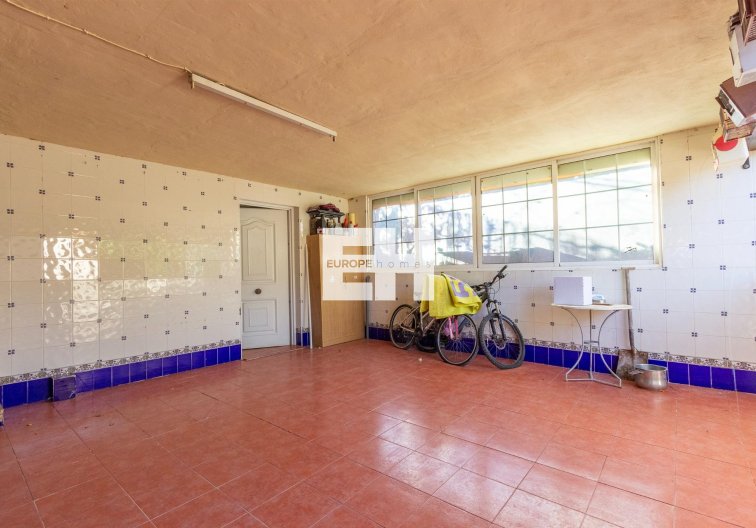 Resale - villa - Torrevieja - Los Balcones 