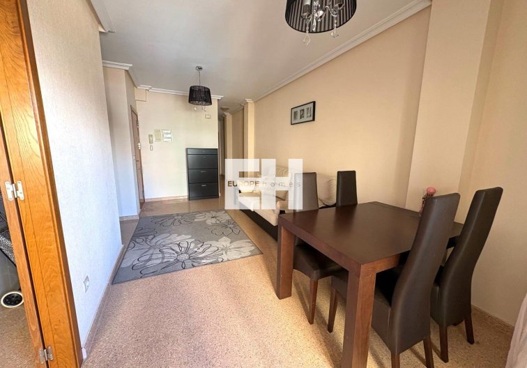 Wiederverkauf - Wohnung - Torrevieja - Centro
