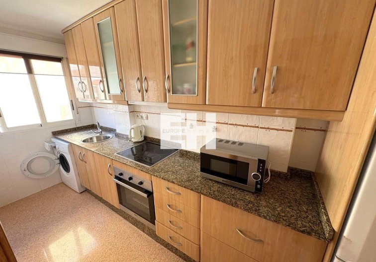 Wiederverkauf - Wohnung - Torrevieja - Centro