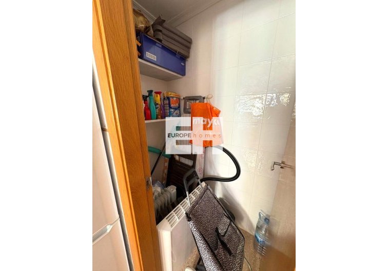 Wiederverkauf - Wohnung - Torrevieja - Centro