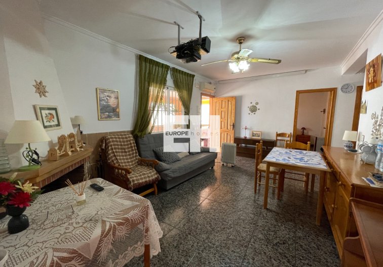 Segunda mano - villa - Guardamar del Segura - Costa Blanca