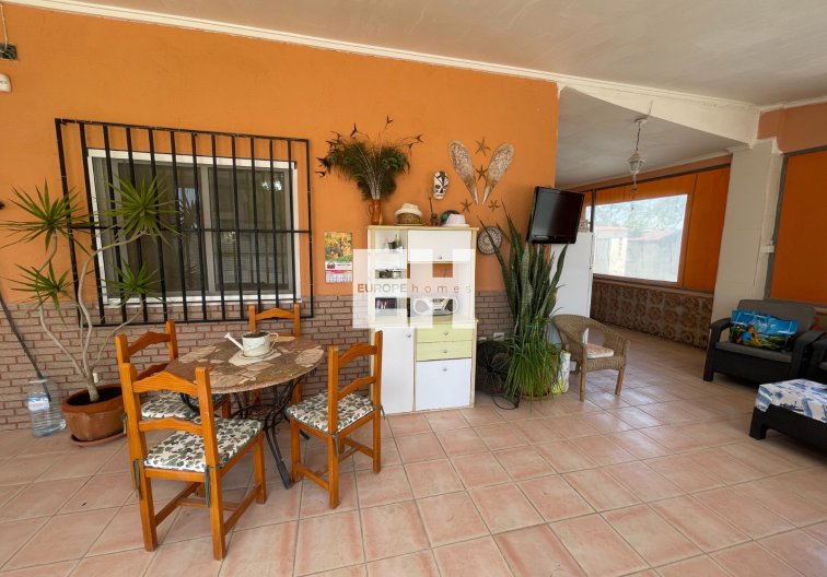 Segunda mano - villa - Guardamar del Segura - Costa Blanca