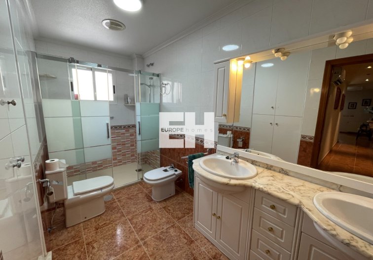 Segunda mano - town house - Formentera del Segura - Costa Blanca
