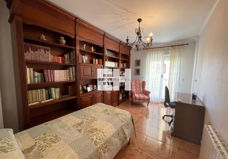Segunda mano - town house - Formentera del Segura - Costa Blanca