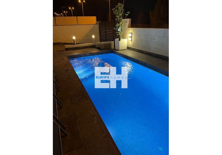 Wiederverkauf - villa - Villamartin - Costa Blanca